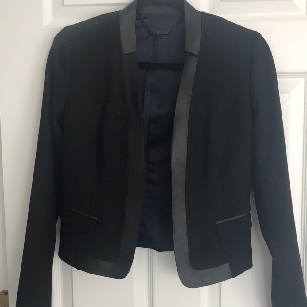 Tahari blazer with leather accents size small